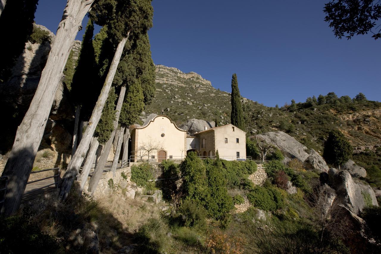 Gasthaus Masia El Riscle - Moli Del Pont Cornudella de Montsant Exterior foto